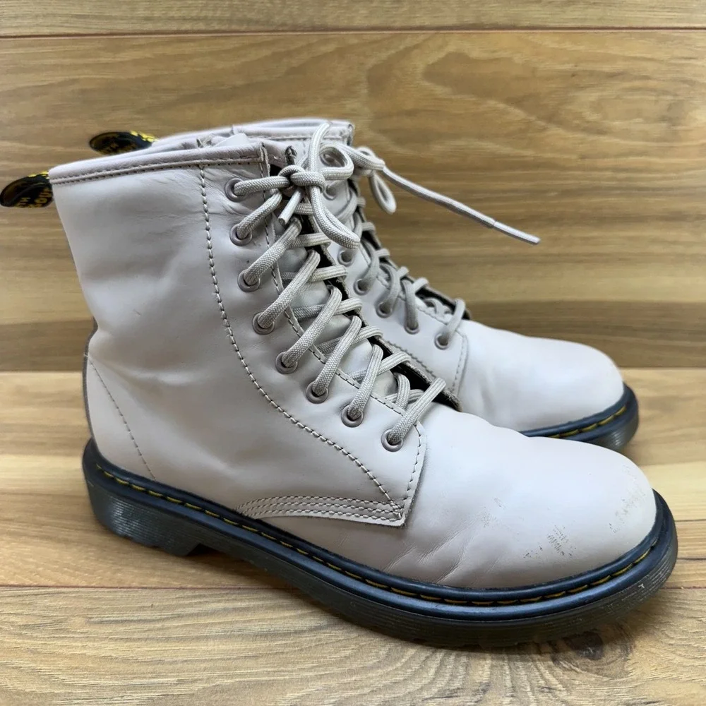Dr Martens Youth Kids Size 4 Taupe Beige Combat‎ Boots